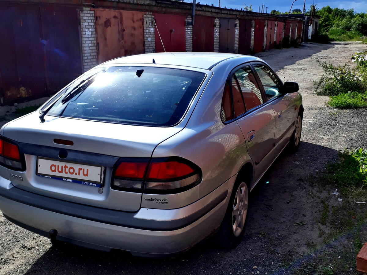 1998 мазда 626 дымит