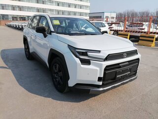 2026 Toyota RAV4 VI (XA60), белый, 4280000 рублей, вид 3