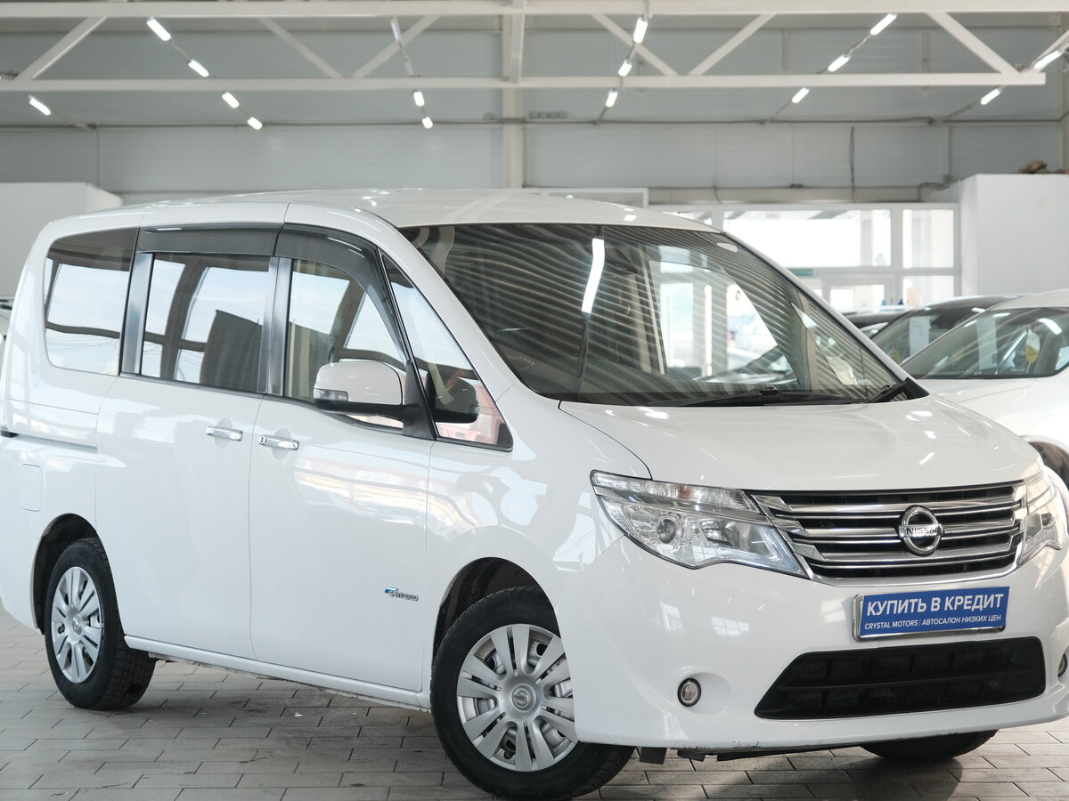 Nissan Serena IV (C26)