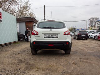 2013 Nissan Qashqai I Рестайлинг, белый, 1177000 рублей, вид 5