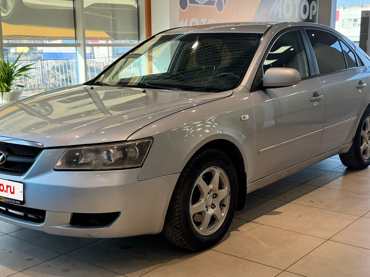 Hyundai Sonata V (NF)