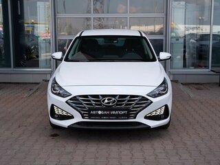 2024 Hyundai i30 III Рестайлинг 2, белый, 2749900 рублей, вид 2