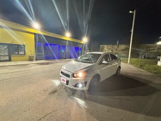 2015 Chevrolet Aveo II, белый, 577000 рублей, вид 1