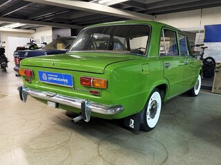 1981 Lada (ВАЗ) 2101, зелёный, 399000 рублей, вид 5