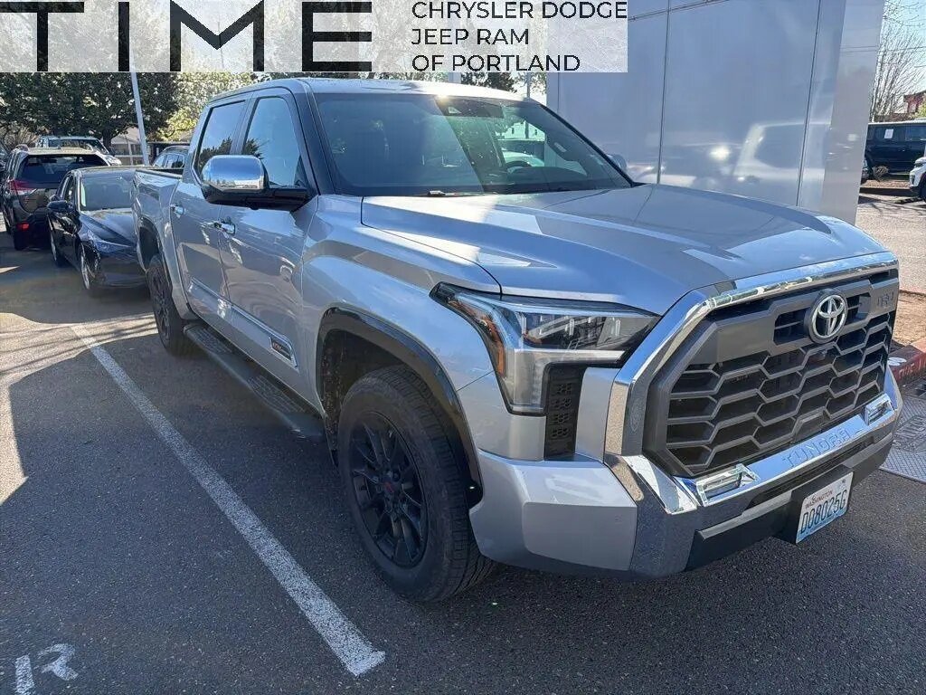 Toyota Tundra Crew Max CrewMax III