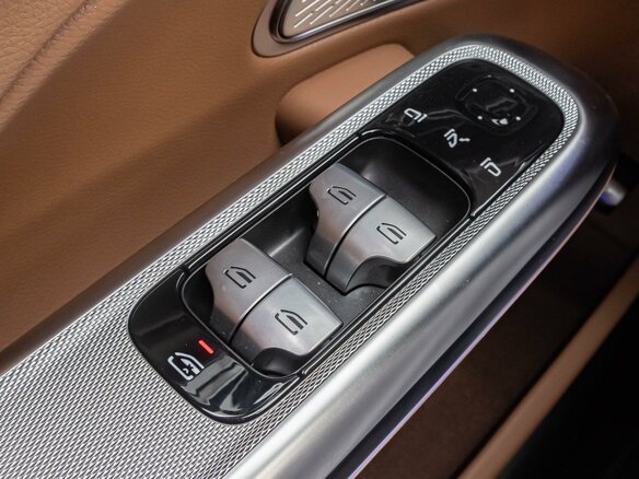 2025 Mercedes-Benz E-Класс 300 VI (W214, S214), чёрный, 9920000 рублей - вид 31