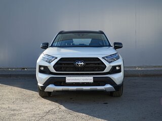 2025 Toyota RAV4 V (XA50), белый, 3990000 рублей, вид 3
