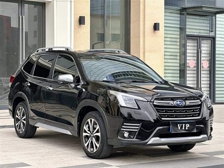 2023 Subaru Forester V Рестайлинг, чёрный, 3180000 рублей, вид 2