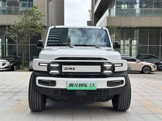 2025 iCar V23 81.76 kWh, белый, 3200000 рублей, вид 3