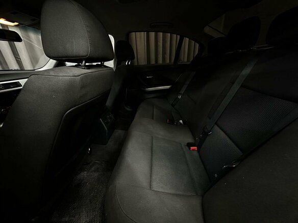 2011 BMW 3 серии 318i V (E90/E91/E92/E93) Рестайлинг, серебристый, 919777 рублей - вид 22