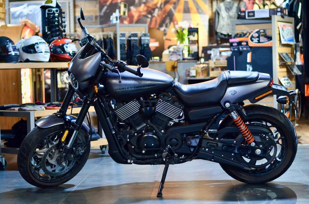 Harley-Davidson Street Rod