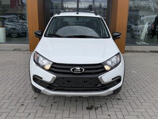 2026 Lada (ВАЗ) Granta Cross I Рестайлинг, белый, 1229300 рублей, вид 2