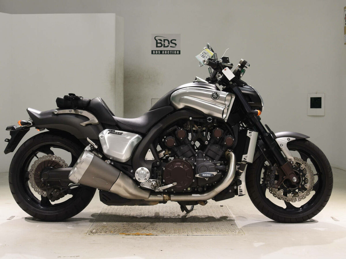 Yamaha VMAX 1700