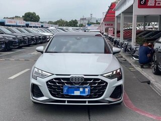 2024 Audi A3 A3L 35 TFSI IV (8Y) Рестайлинг, белый, 2840000 рублей, вид 1