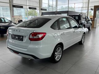 2025 Lada (ВАЗ) Granta I Рестайлинг, белый, 1159314 рублей, вид 5