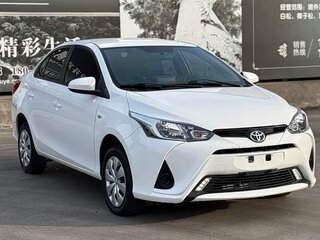 2022 Toyota Yaris L XP150 Рестайлинг, белый, 1152000 рублей, вид 1