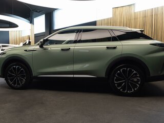 2025 Exeed RX, зелёный, 4800000 рублей, вид 2