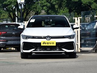 2025 Volkswagen Golf R VIII Рестайлинг, белый, 5580000 рублей, вид 2
