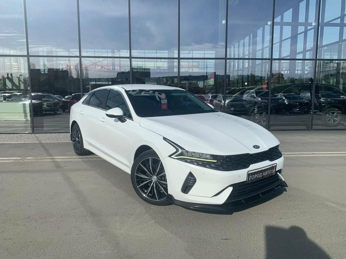 Kia K5 III