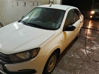 2021 Lada (ВАЗ) Granta I Рестайлинг, белый, 600000 рублей, вид 1