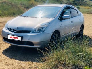 2007 Toyota Prius II Рестайлинг (XW20), серебристый, 725000 рублей, вид 1