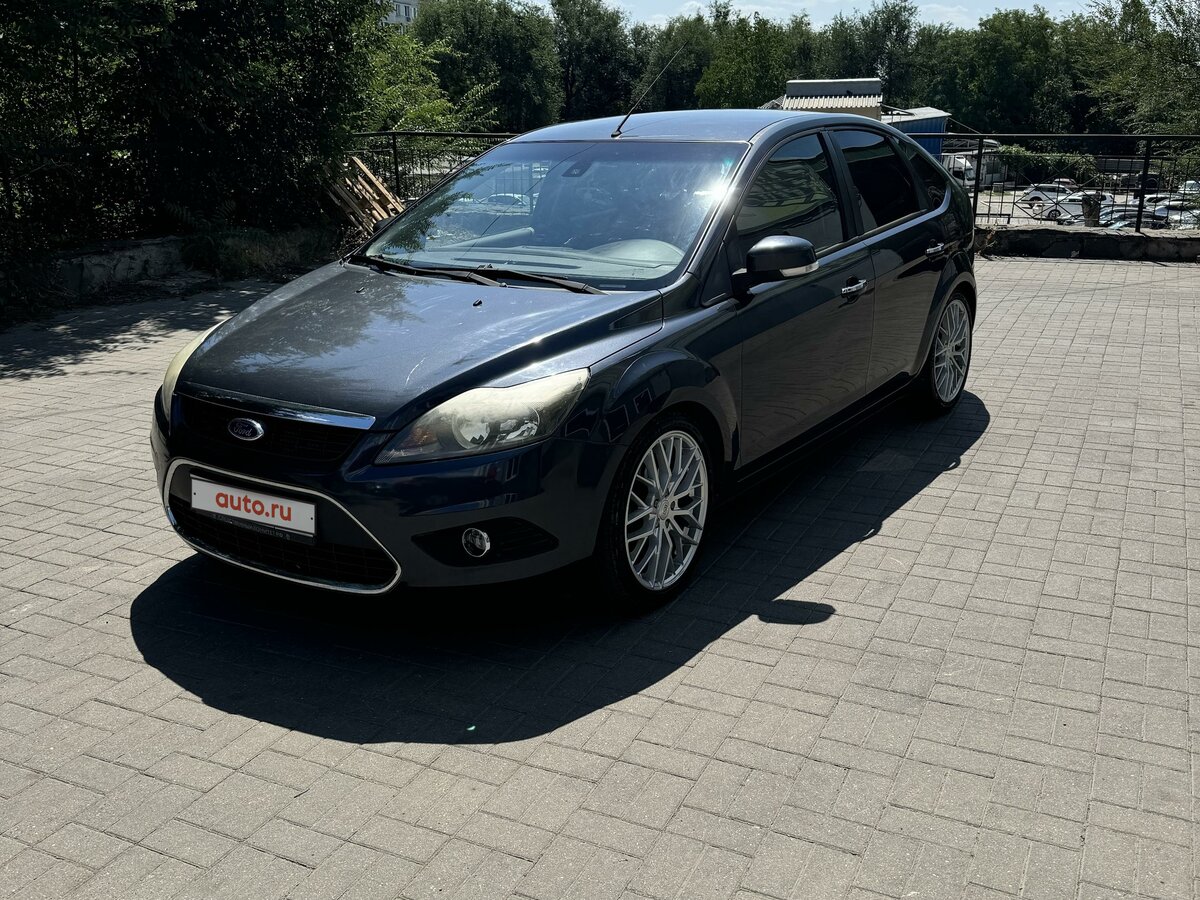 Купить б/у Ford Focus II Рестайлинг 1.6 AT (100 л.с.) бензин автомат в ...