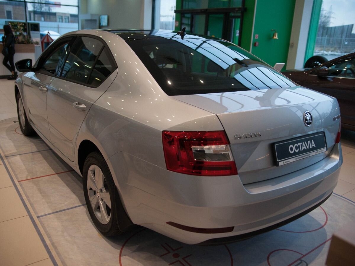 Skoda Octavia Style 1 8