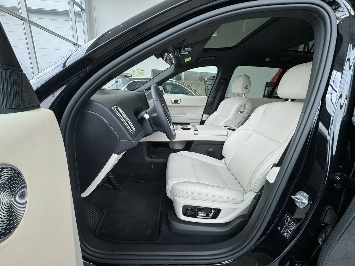 Li Auto (Lixiang) L9 52.3 kWh I Рестайлинг