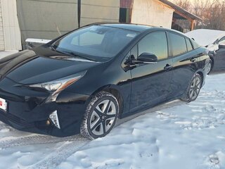 2016 Toyota Prius IV (XW50), чёрный, 1600000 рублей, вид 1