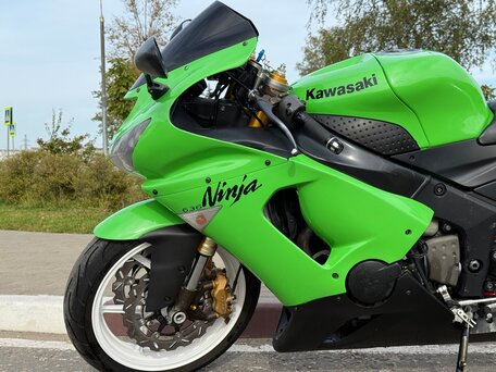 Купить б/у Kawasaki ZX-6 Ninja инжектор в Твери: зелёный спорт