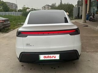 2025 Tesla Model Y Standard I Рестайлинг, белый, 4855000 рублей, вид 5