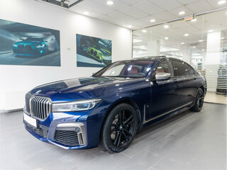 2021 BMW 7 серии Long M760Li xDrive VI (G11/G12) Рестайлинг, синий, 9980000 рублей, вид 1