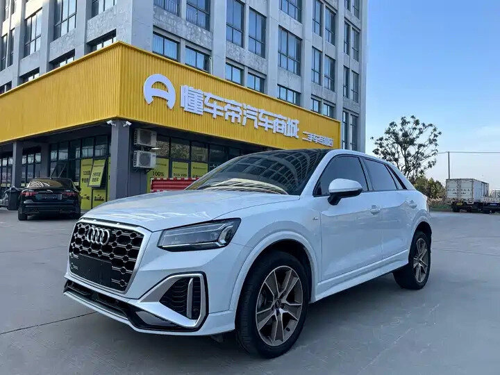 Audi Q2 L 35 TFSI I Рестайлинг