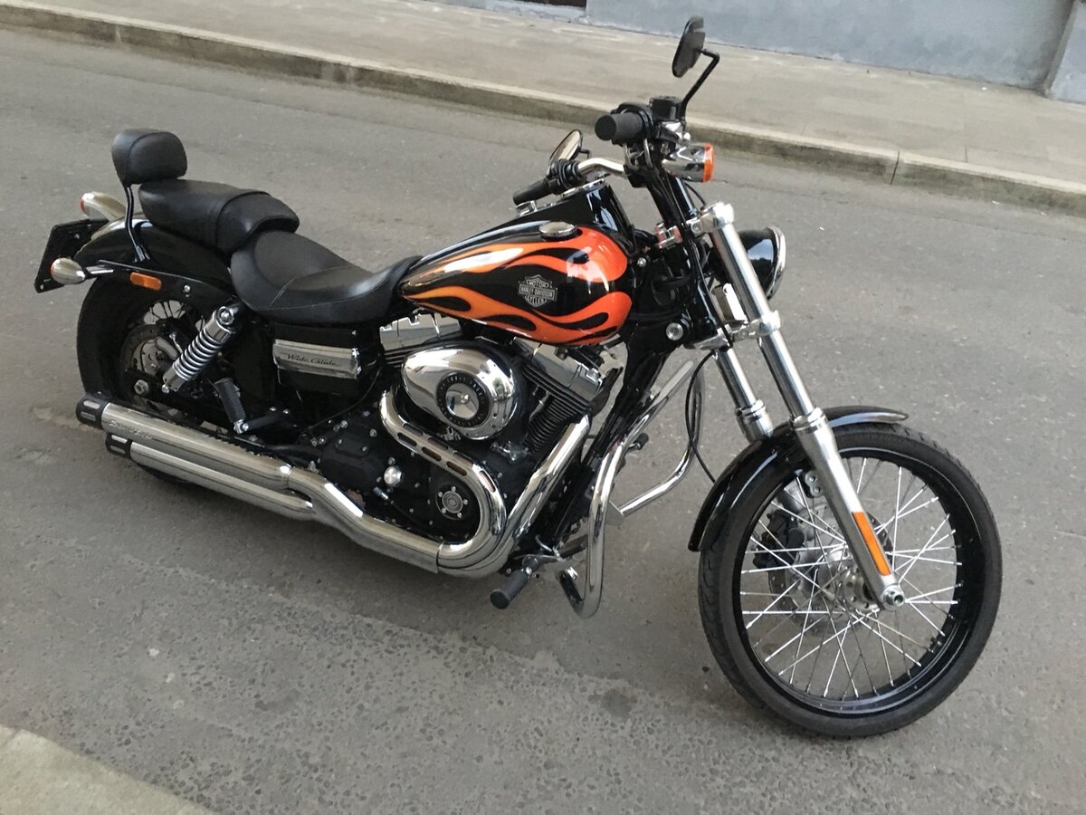 Harley Davidson Dyna wide Glide 2013