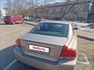 2004 Volvo S60 I Рестайлинг, золотистый, 580000 рублей, вид 3