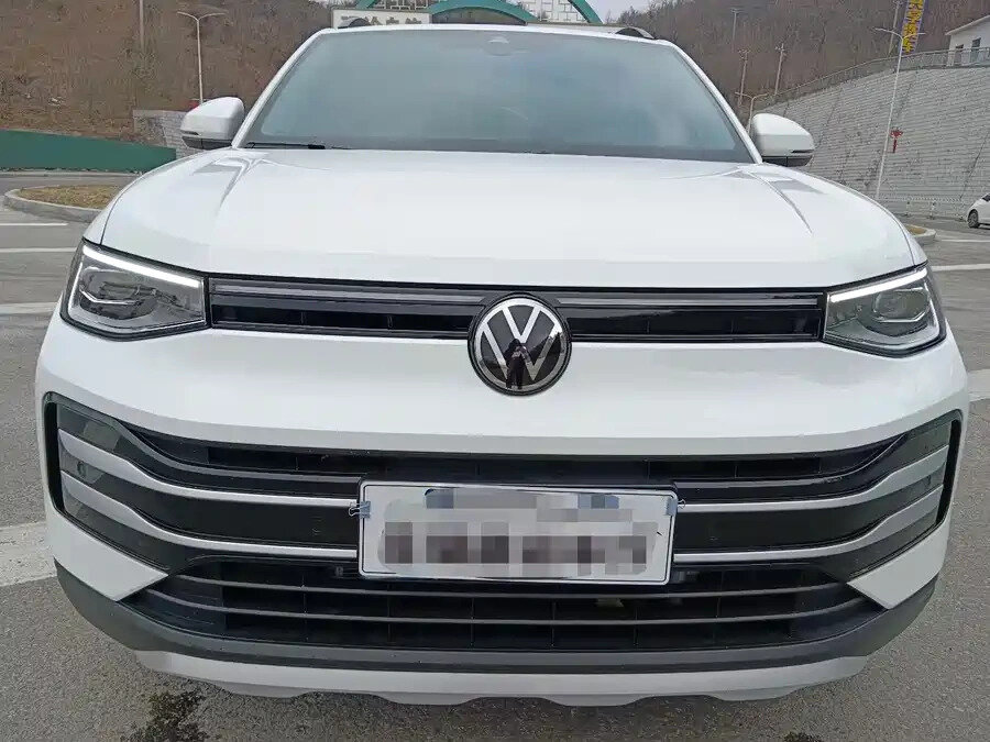 Volkswagen Tharu XR