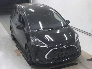 2021 Toyota Sienta II Рестайлинг, чёрный, 980900 рублей, вид 1