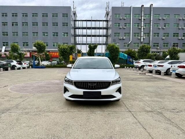 Geely Emgrand II