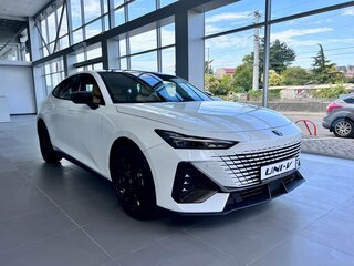 2024 Changan UNI-V I, белый, 3259900 рублей, вид 2