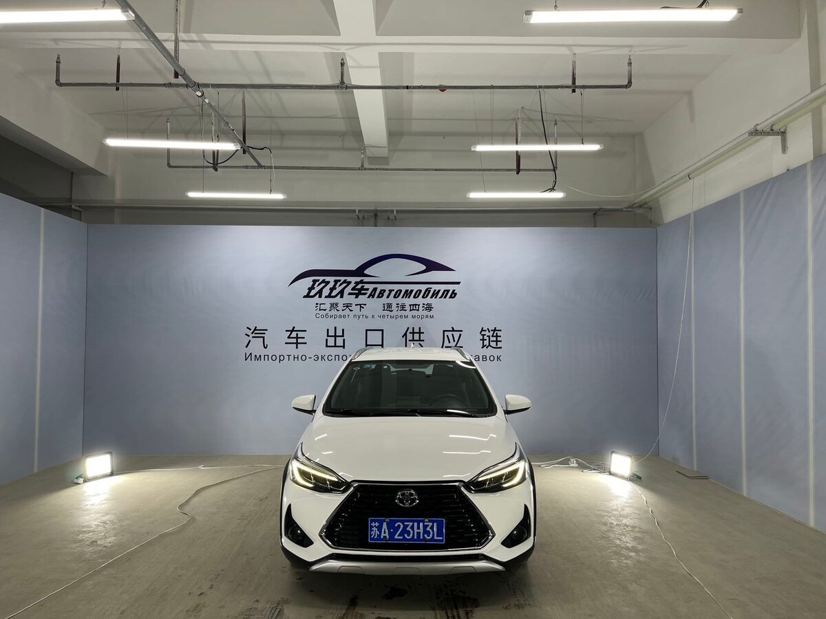Toyota Yaris IV