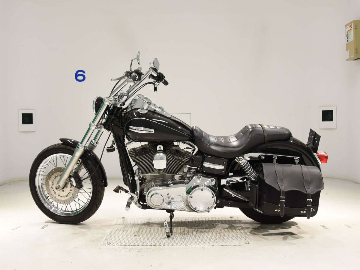 Harley-Davidson Dyna Super Glide