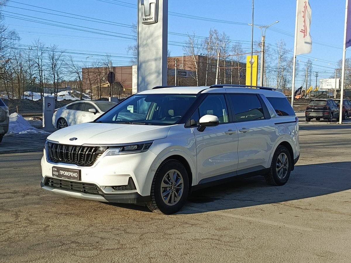 Kia Carnival IV