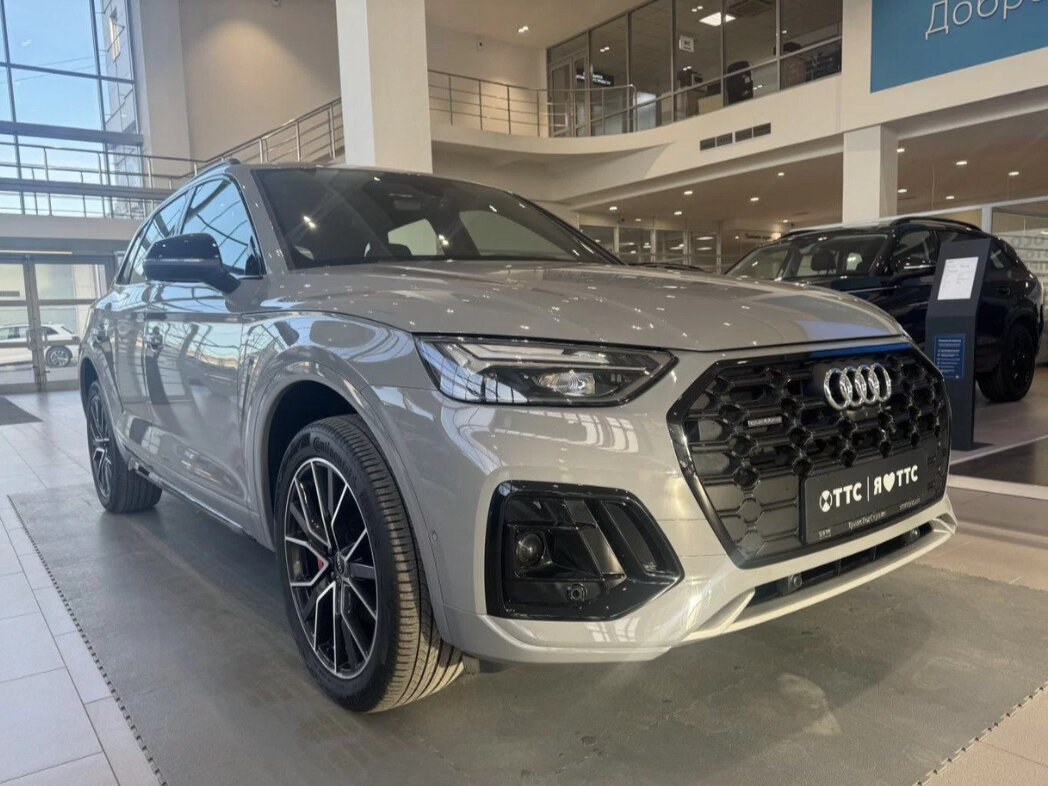 Audi Q5 L 45 TFSI II (FY) Рестайлинг