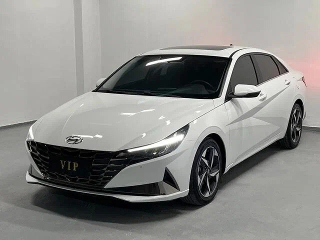 Hyundai Elantra VII (CN7)