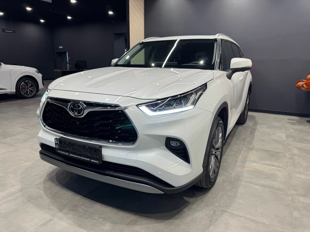 Toyota Highlander IV (XU70)