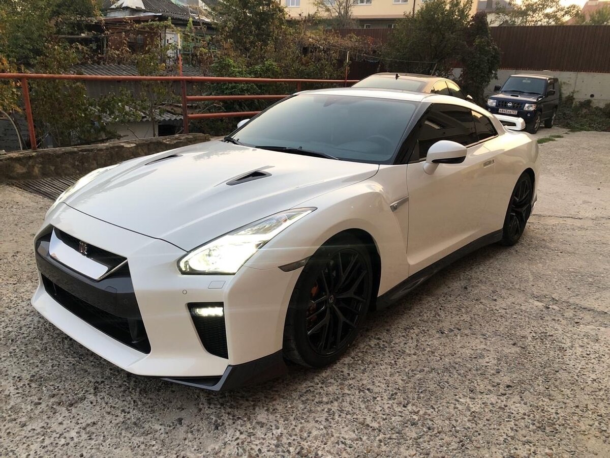 Nissan gt r 3 8 AMT биографии