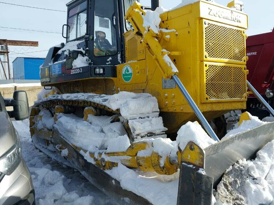 Купить б/у Zoomlion ZD220-3 в Ульяновске: жёлтый гусеничный бульдозер ...