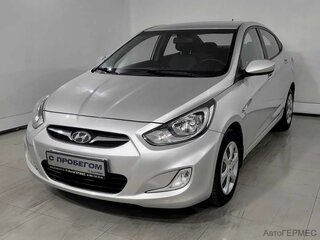 2011 Hyundai Solaris I, серебристый, 775000 рублей, вид 1