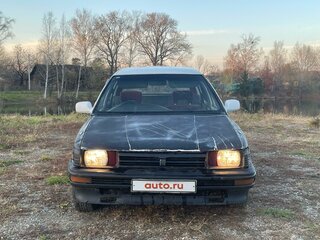1989 Toyota Corolla VI (E90), белый, 40000 рублей, вид 1
