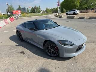 2023 Nissan Z, серый, 7200000 рублей, вид 3